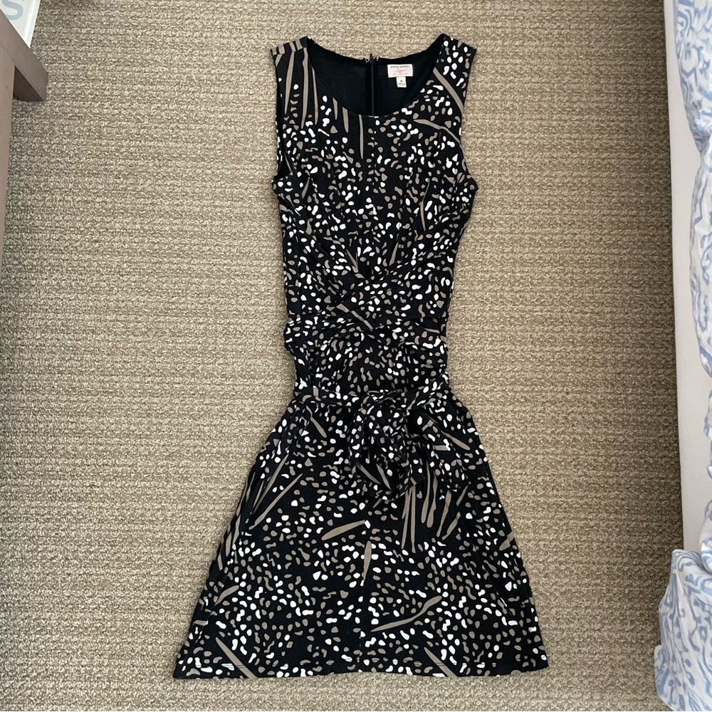 Banana Republic Issa London Collection Faux-Wrap Sleeveless Dress Size 8